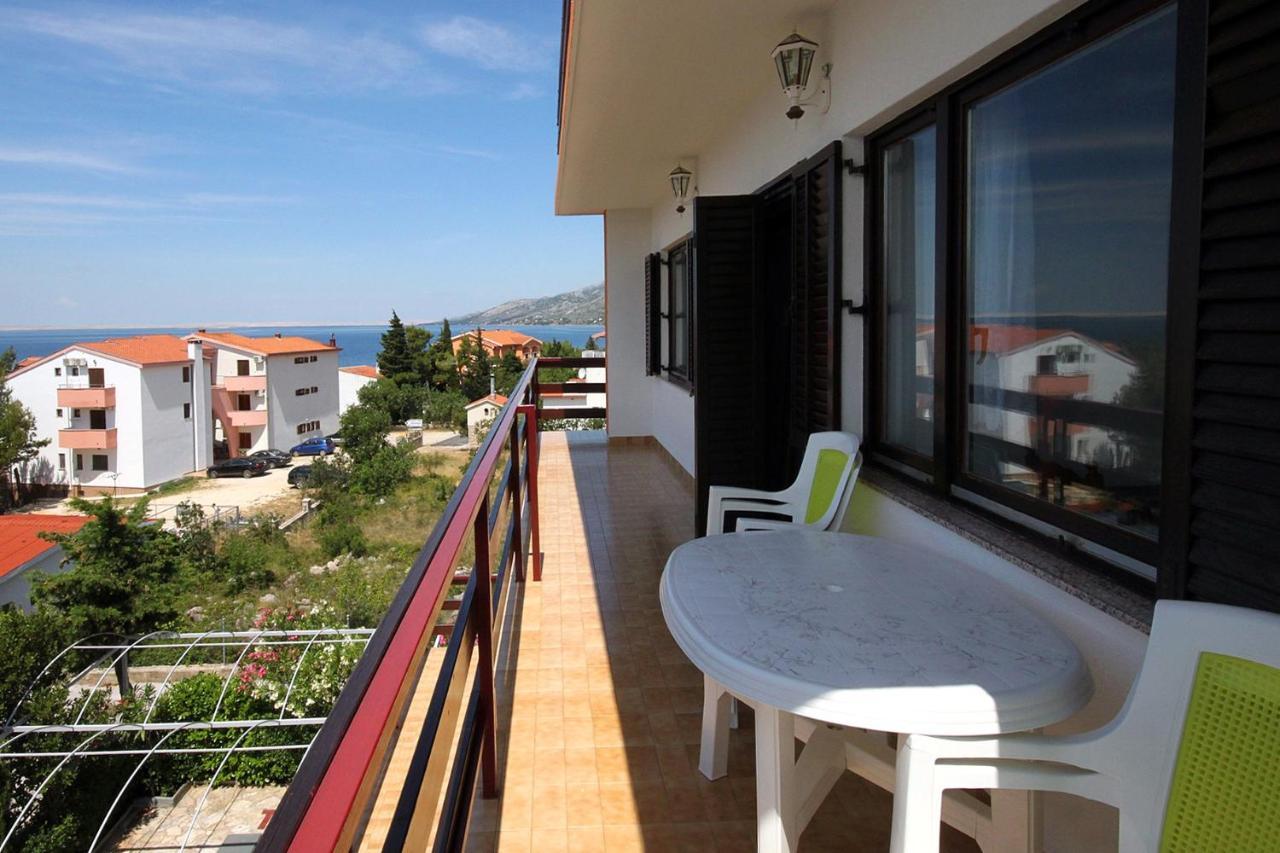 Apartments And Rooms By The Sea Starigrad, Paklenica - 6591 Экстерьер фото